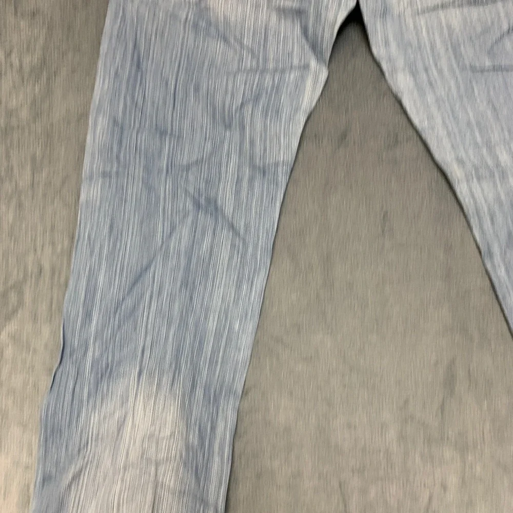 Levi's 514 Slim Straight Jean Men 30x32 Blue Denim Light Wash Distressed Pockets